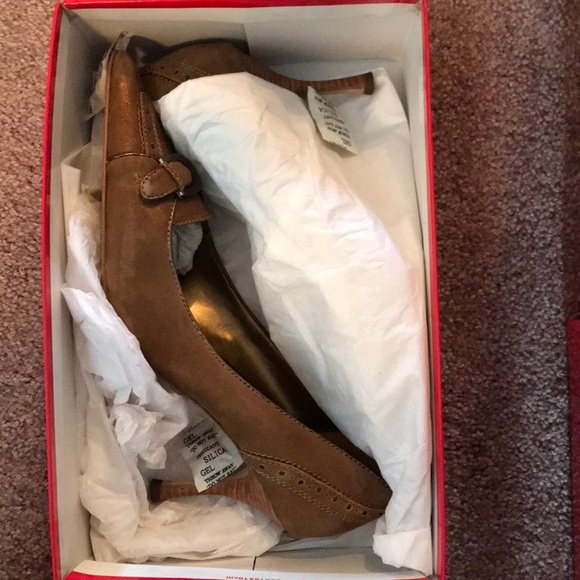 Anne Klein Bronze Suede Pumps - Picture 8 of 8